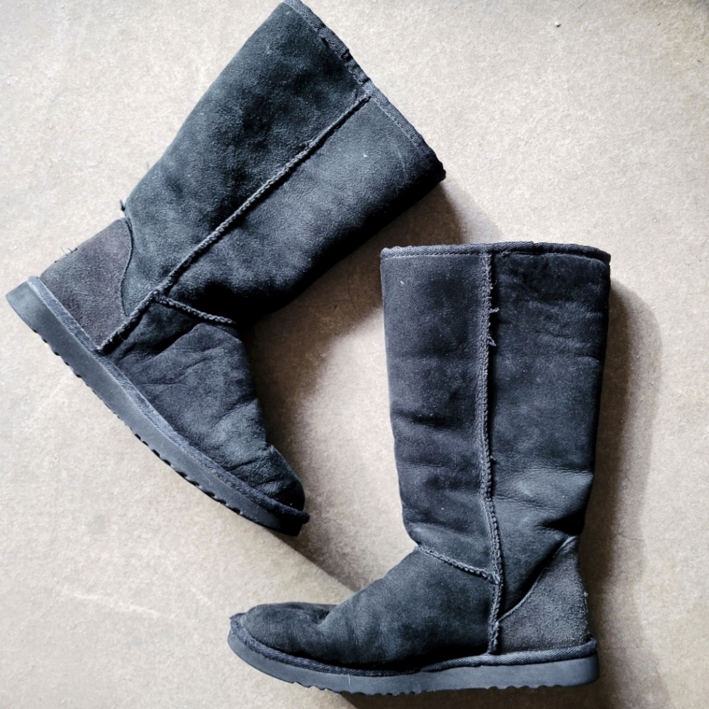 🌟 AUTHENTIC ✨️ UGG Classic Tall Boots (Black) 👢 Size 9